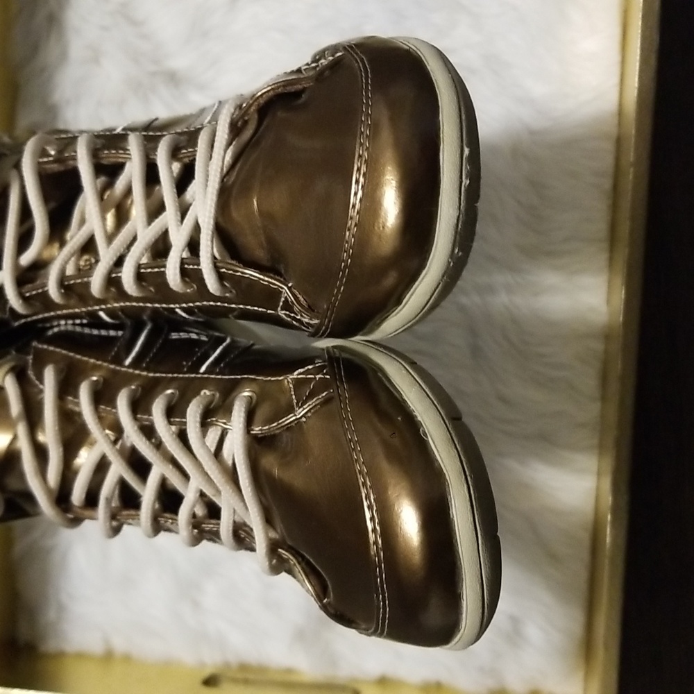 Chinese Laundry Bronze Sneakers Size 10 - Picture 5 of 6